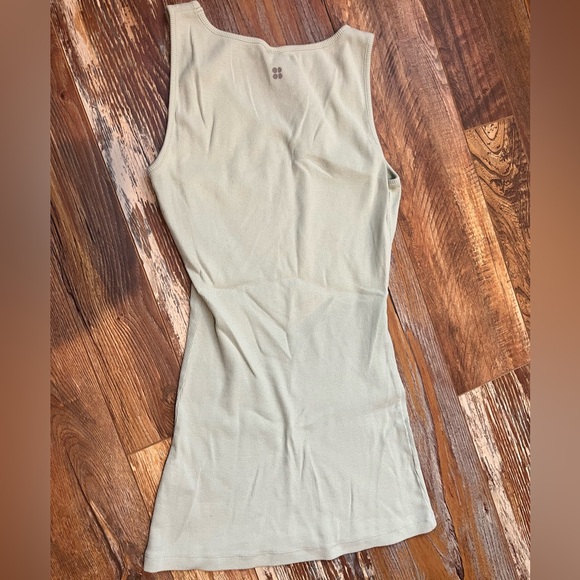 Mint green small Sweaty Betty sleeveless top - Picture 4 of 5
